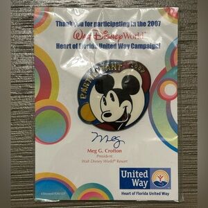 Disney United Way Participant Pin - Mickey Mouse - 2007